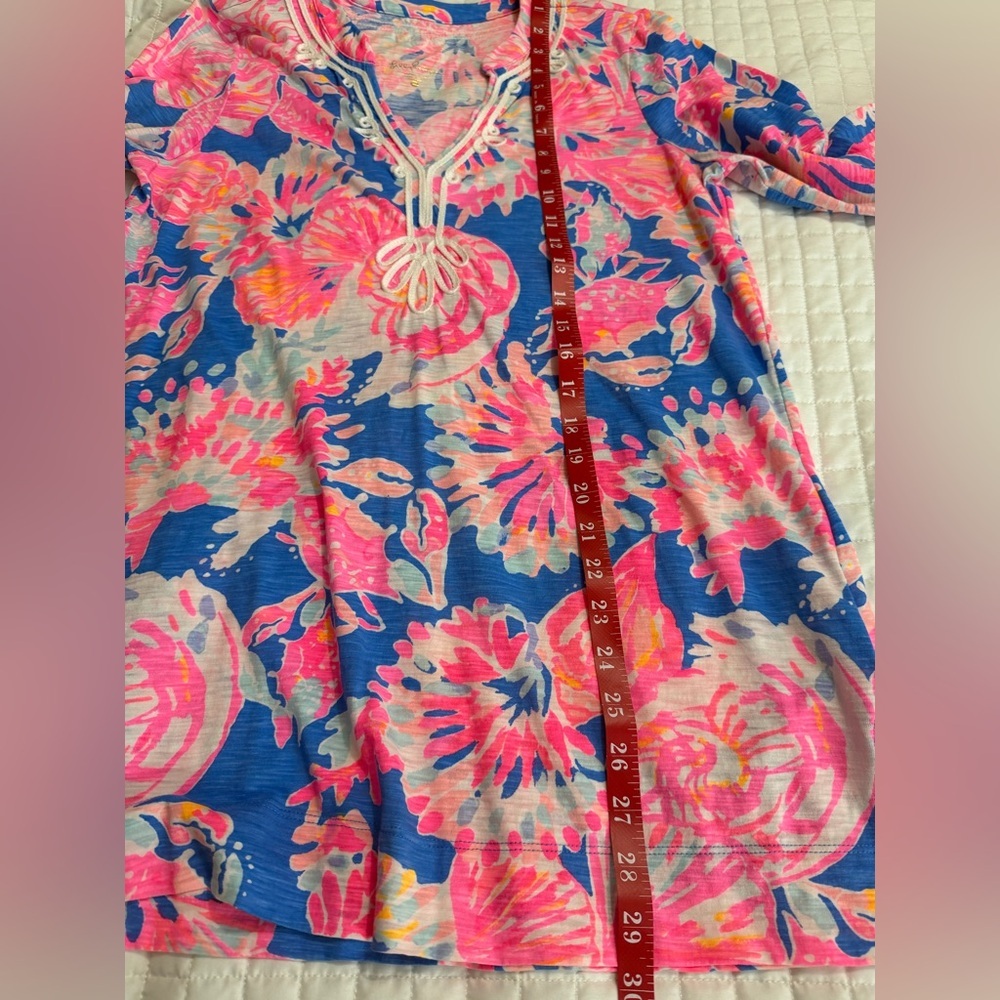 Lilly Pulitzer Vibrant Pink and Blue Tunic - Picture 8 of 10